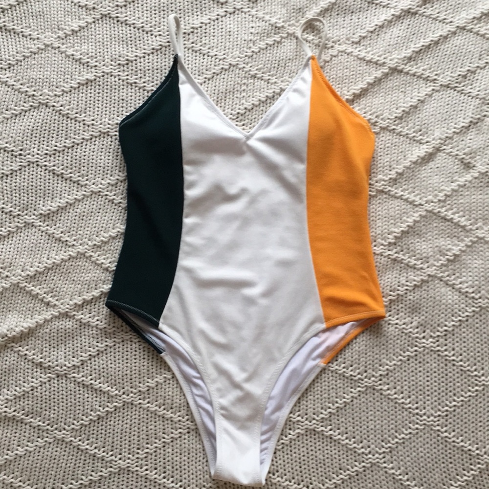 Cupshe green, white, and orange suit